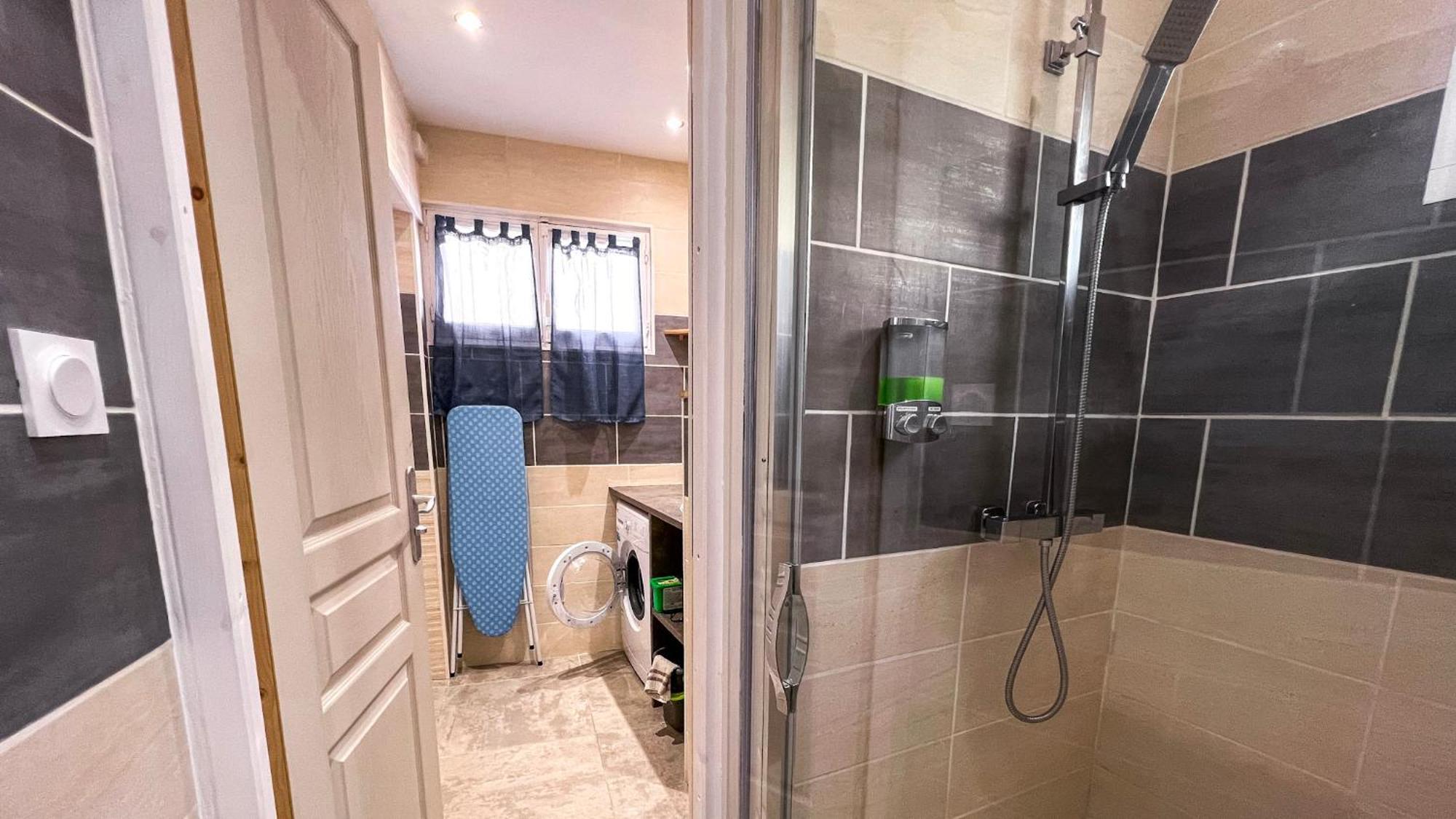 Reve D'Azur, 2 Chambres, Maison Julia En Bord De Mer A La Nartelle, Piscine Partagee, Parking & Terrasse Bbq, Wifi Et Draps Inclus Plage A Pied サント・マキシム エクステリア 写真