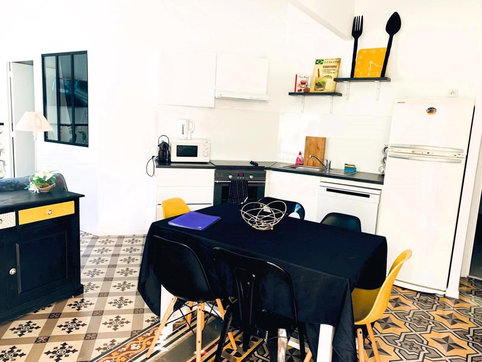 Reve D'Azur, 2 Chambres, Maison Julia En Bord De Mer A La Nartelle, Piscine Partagee, Parking & Terrasse Bbq, Wifi Et Draps Inclus Plage A Pied サント・マキシム エクステリア 写真