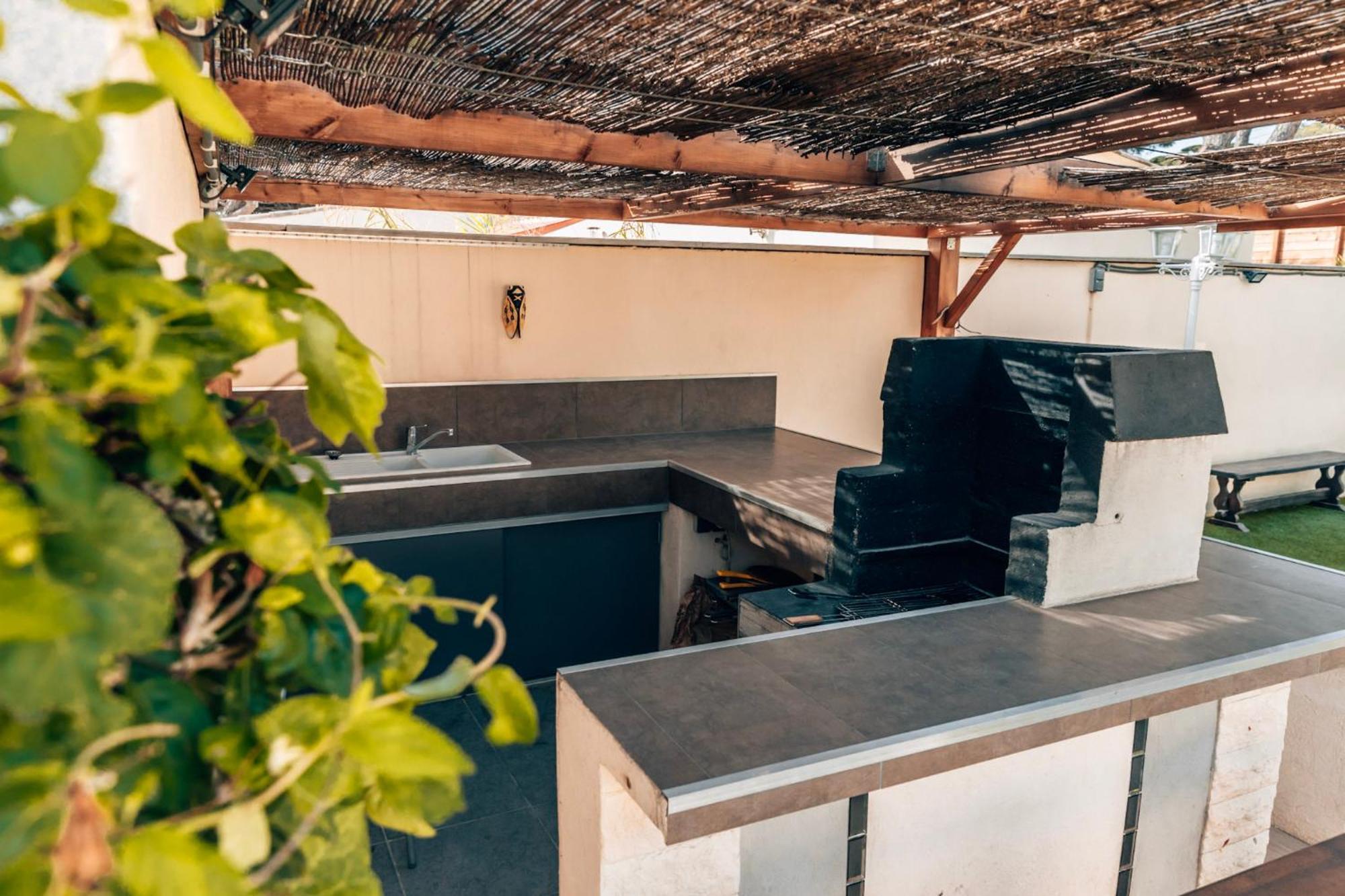 Reve D'Azur, 2 Chambres, Maison Julia En Bord De Mer A La Nartelle, Piscine Partagee, Parking & Terrasse Bbq, Wifi Et Draps Inclus Plage A Pied サント・マキシム エクステリア 写真