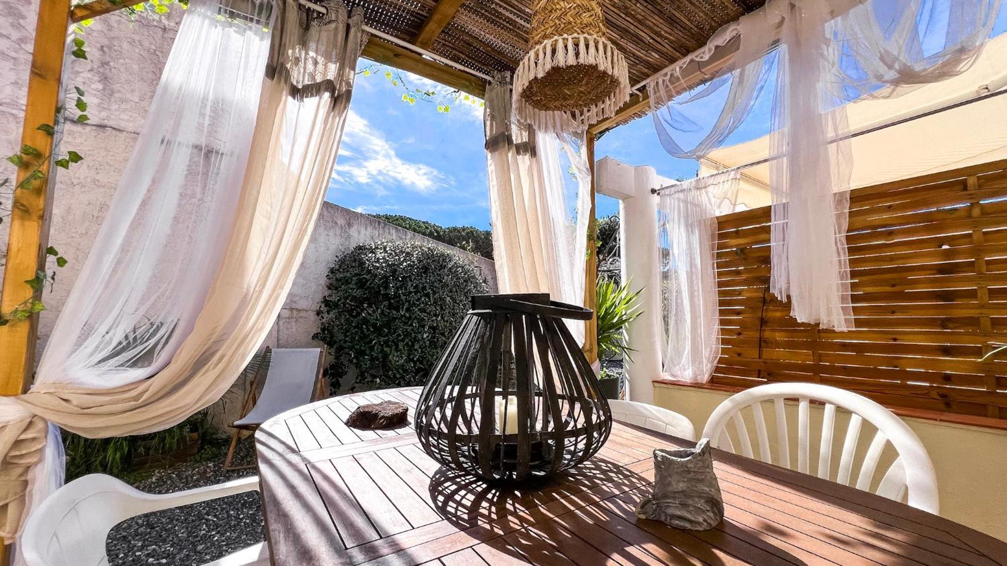 Reve D'Azur, 2 Chambres, Maison Julia En Bord De Mer A La Nartelle, Piscine Partagee, Parking & Terrasse Bbq, Wifi Et Draps Inclus Plage A Pied サント・マキシム エクステリア 写真