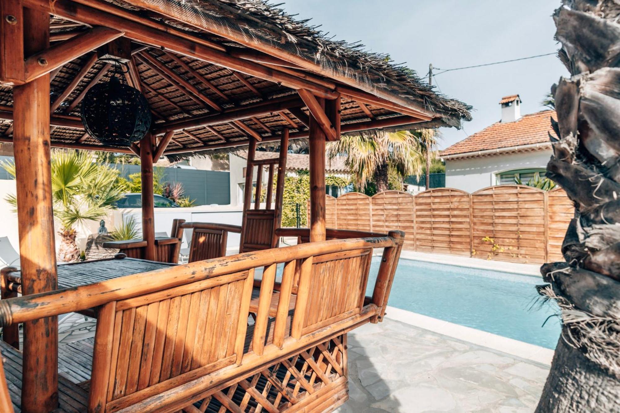 Reve D'Azur, 2 Chambres, Maison Julia En Bord De Mer A La Nartelle, Piscine Partagee, Parking & Terrasse Bbq, Wifi Et Draps Inclus Plage A Pied サント・マキシム エクステリア 写真