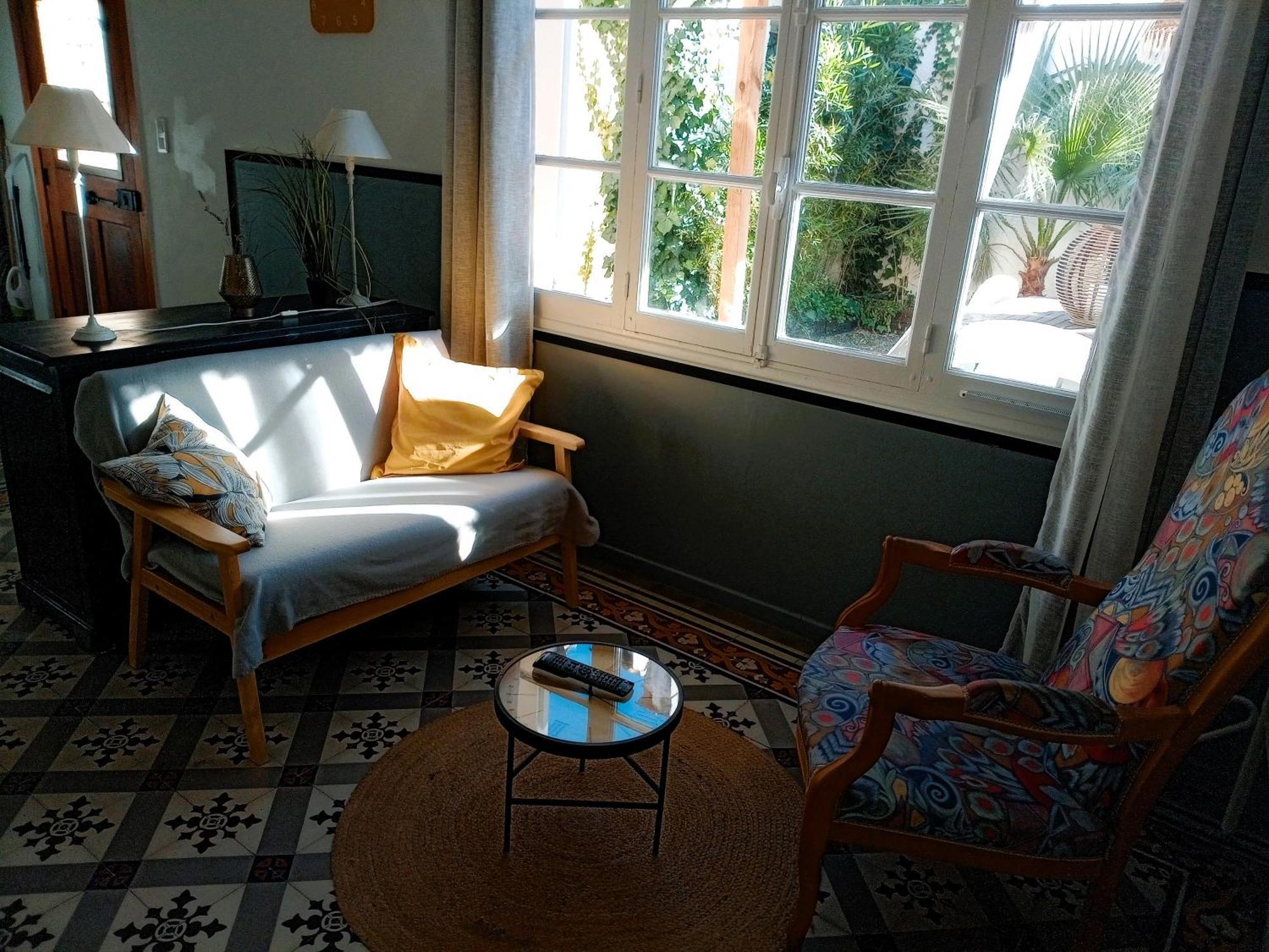 Reve D'Azur, 2 Chambres, Maison Julia En Bord De Mer A La Nartelle, Piscine Partagee, Parking & Terrasse Bbq, Wifi Et Draps Inclus Plage A Pied サント・マキシム エクステリア 写真